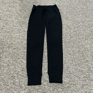Black joggers like new front pockets super comfy